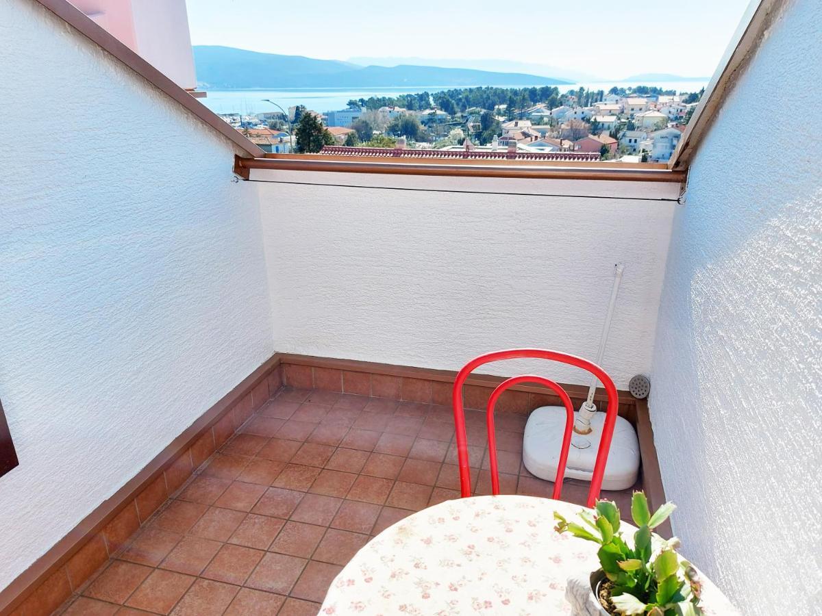 קרק Apartments Punta & Vista In Krk מראה חיצוני תמונה