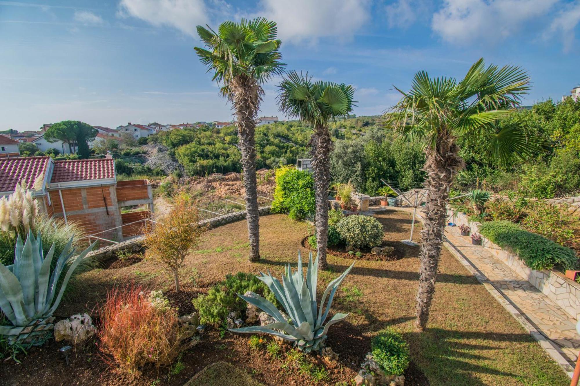 קרק Apartments Punta & Vista In Krk מראה חיצוני תמונה