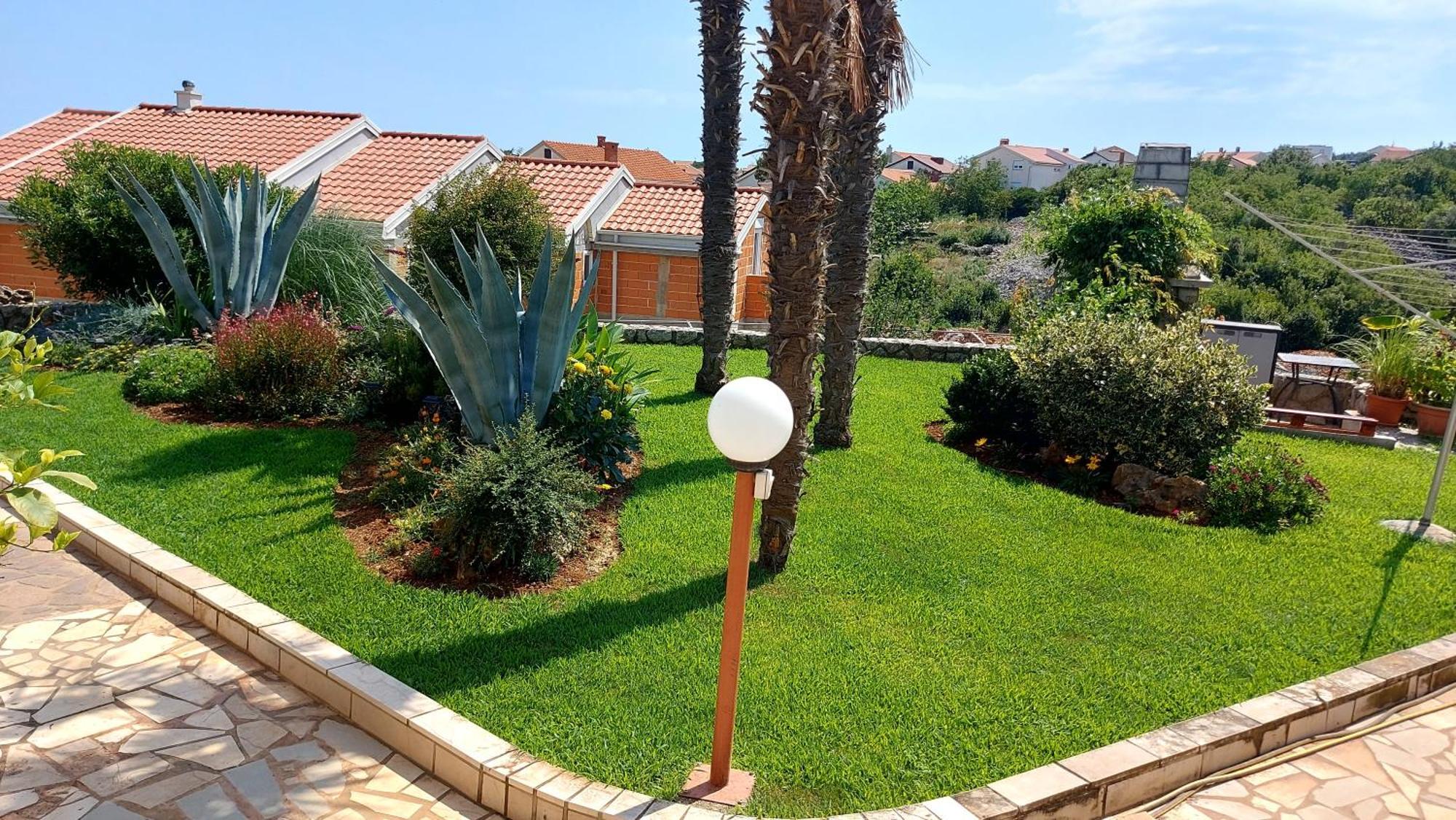 קרק Apartments Punta & Vista In Krk מראה חיצוני תמונה